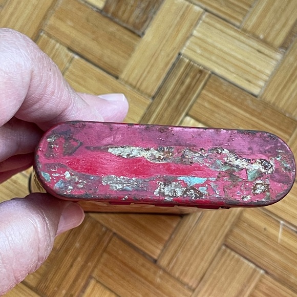 Vintage Velvet tobacco tin/stash box - Picture 6 of 14